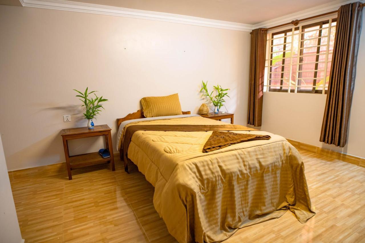 Tropical Villa Siem Reap Esterno foto